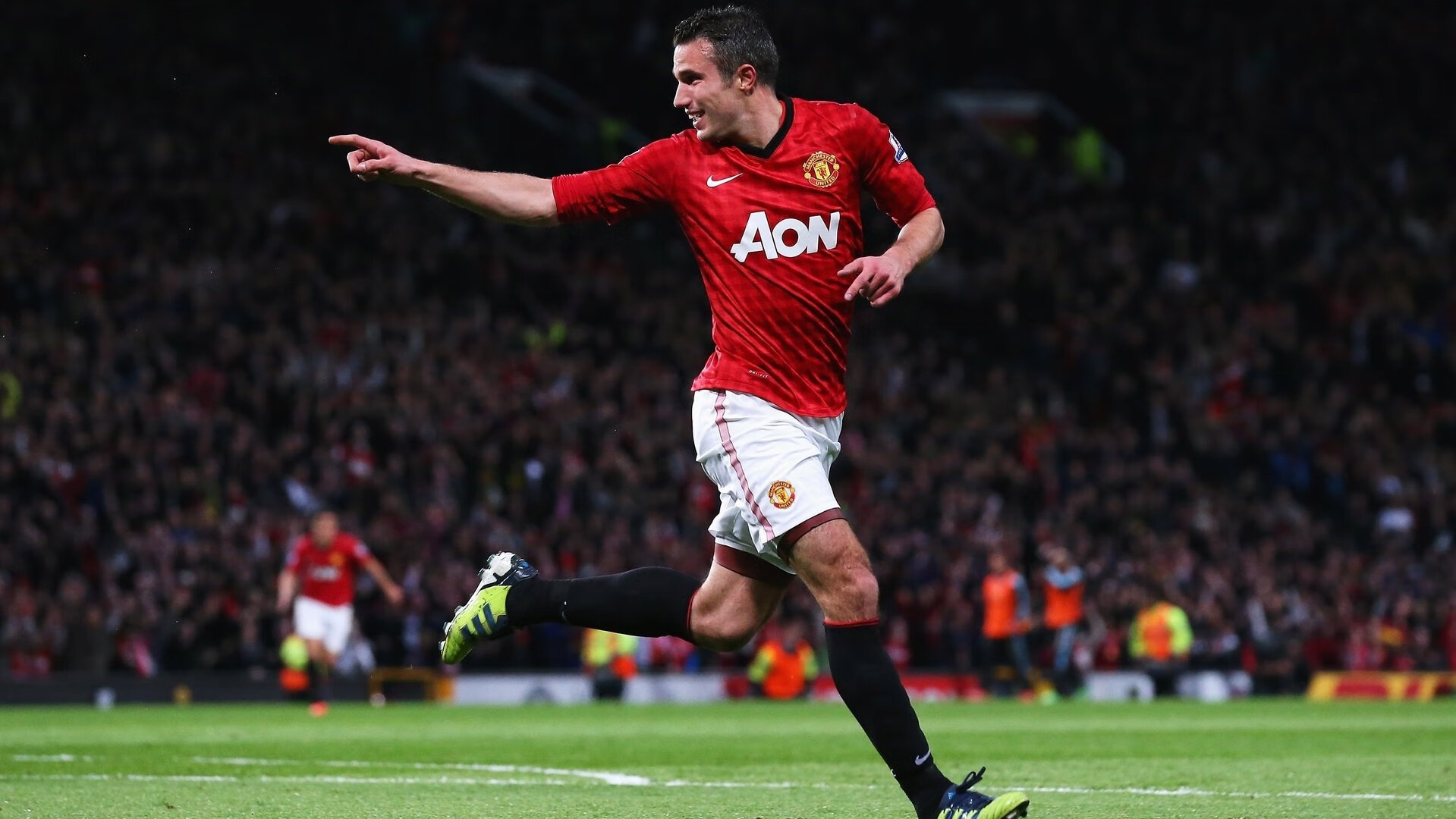 九游app下载电脑版-2019季后赛：库里关键第4节连续投中两个超远距离三分，带队逆转！